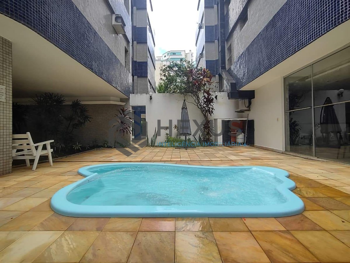 Foto 26 de Apartamento com varanda e lazer na Praia da Enseada, Guarujá