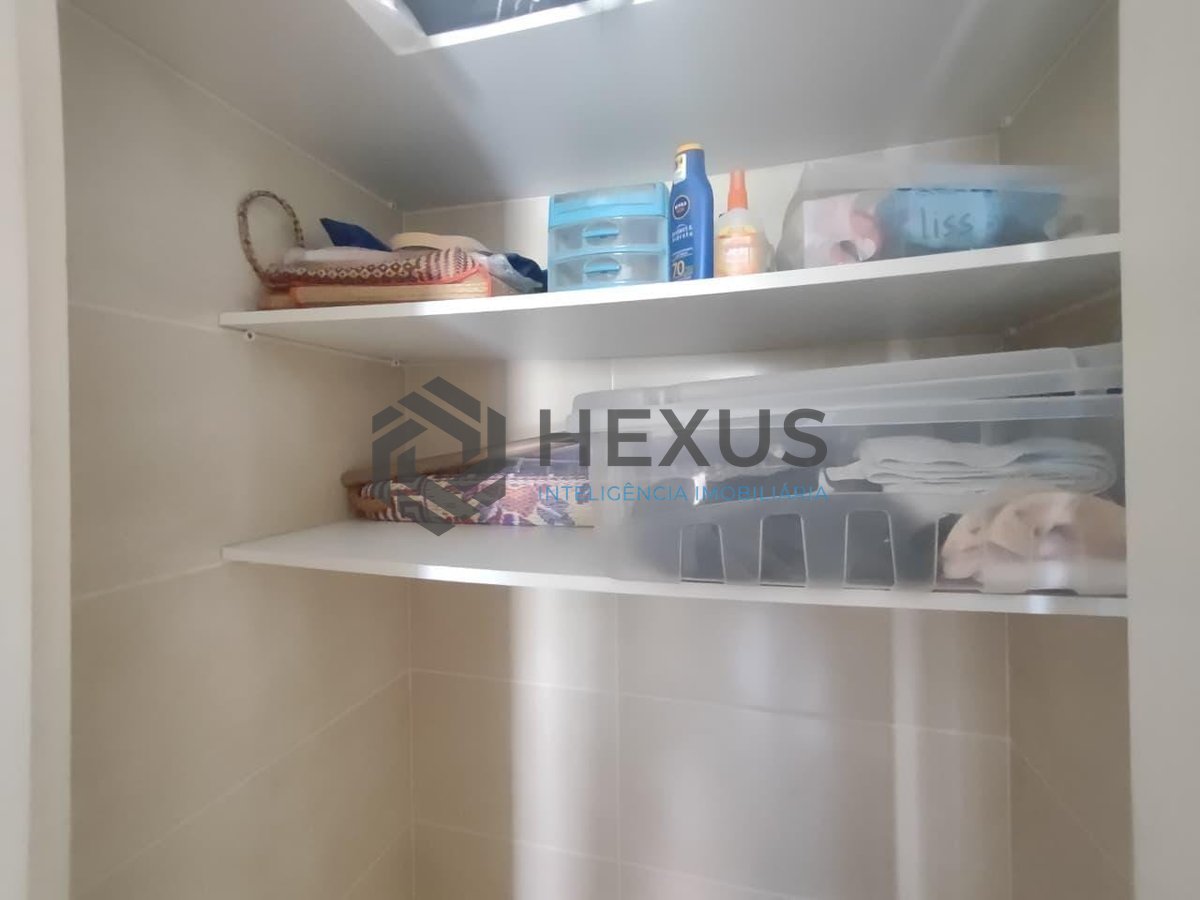 Foto 7 de Apartamento com varanda e lazer na Praia da Enseada, Guarujá