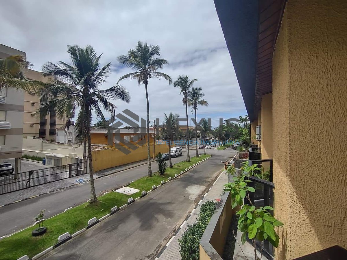 Foto 16 de Apartamento com varanda e lazer na Praia da Enseada, Guarujá