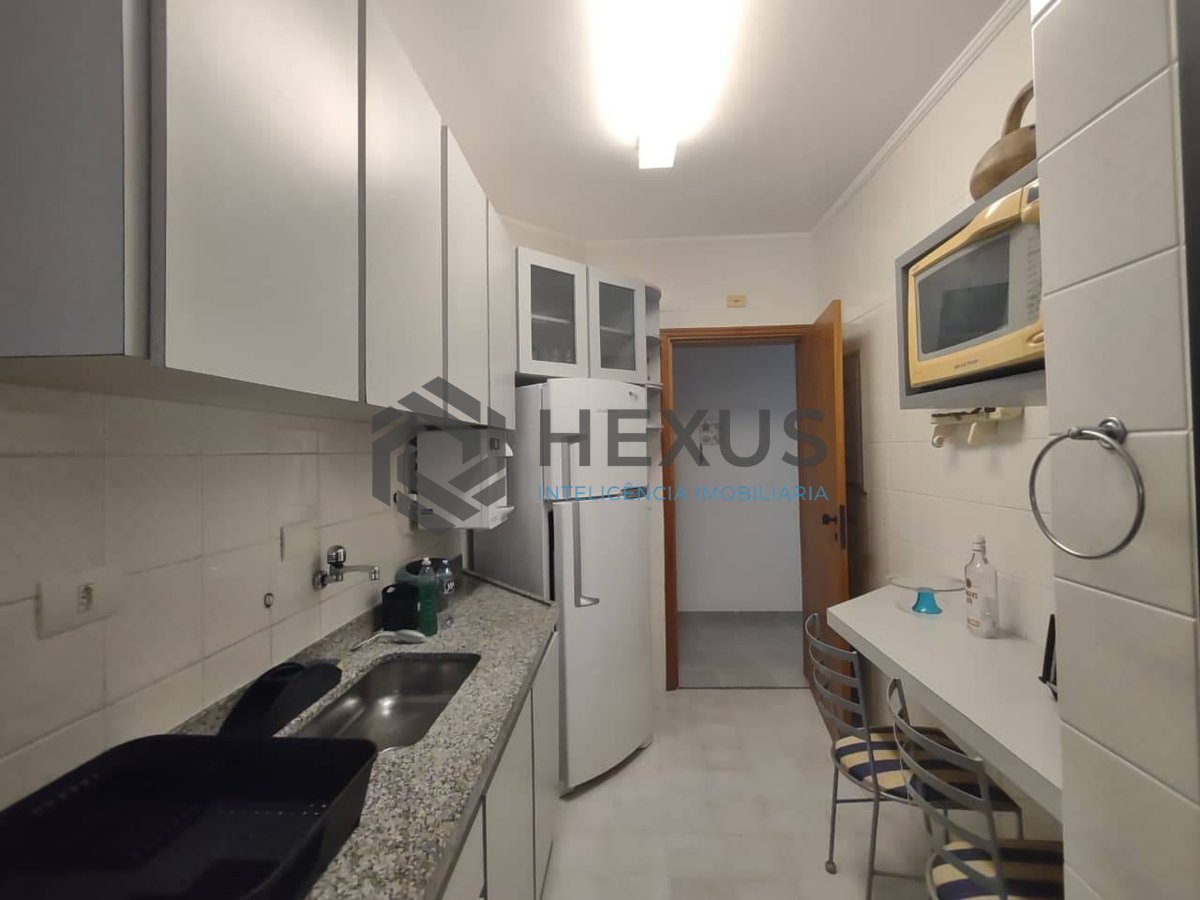 Foto 22 de Apartamento com varanda e lazer na Praia da Enseada, Guarujá