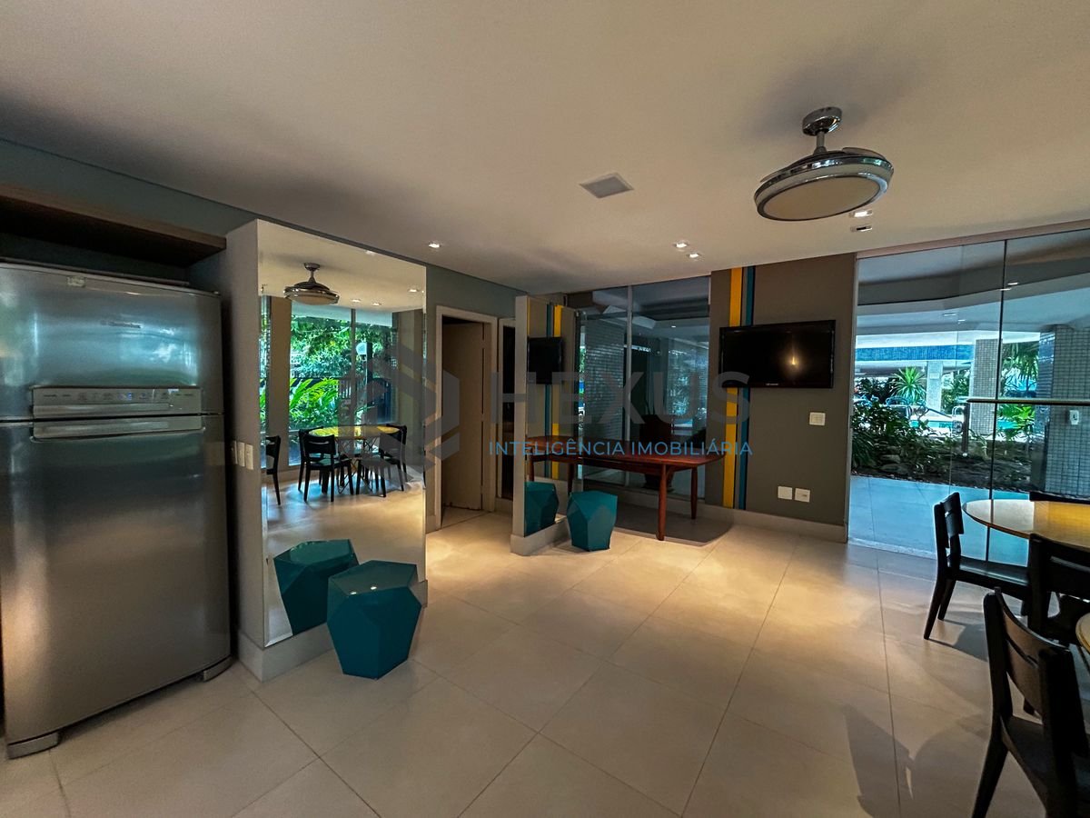 Foto 28 de Apartamento com varanda e lazer a 300m da praia na Brunella na Enseada, Guarujá