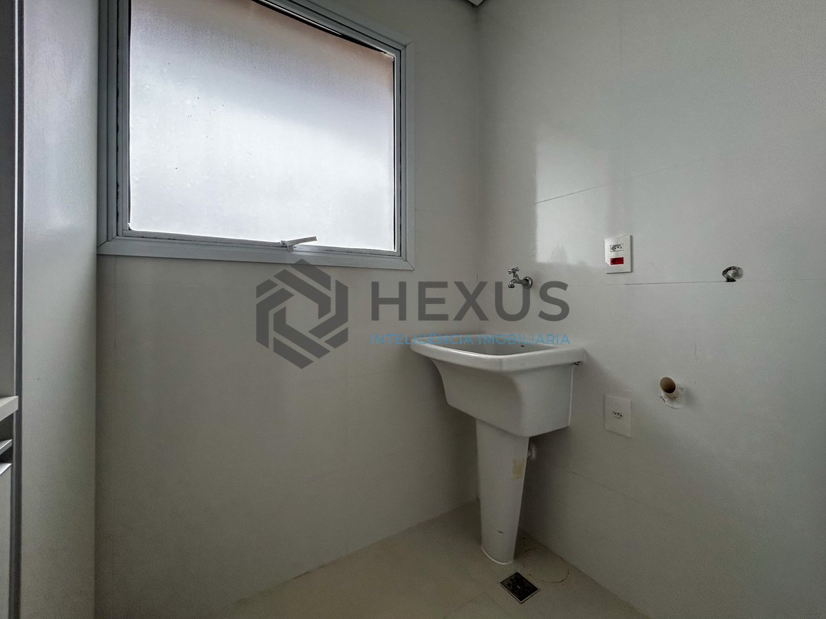 Foto 12 de Apartamento com varanda gourmet e lazer na Enseada, Guarujá