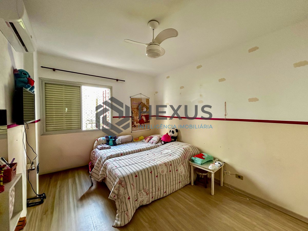 Foto 11 de Apartamento com varanda e lazer nas Pitangueiras, Guarujá