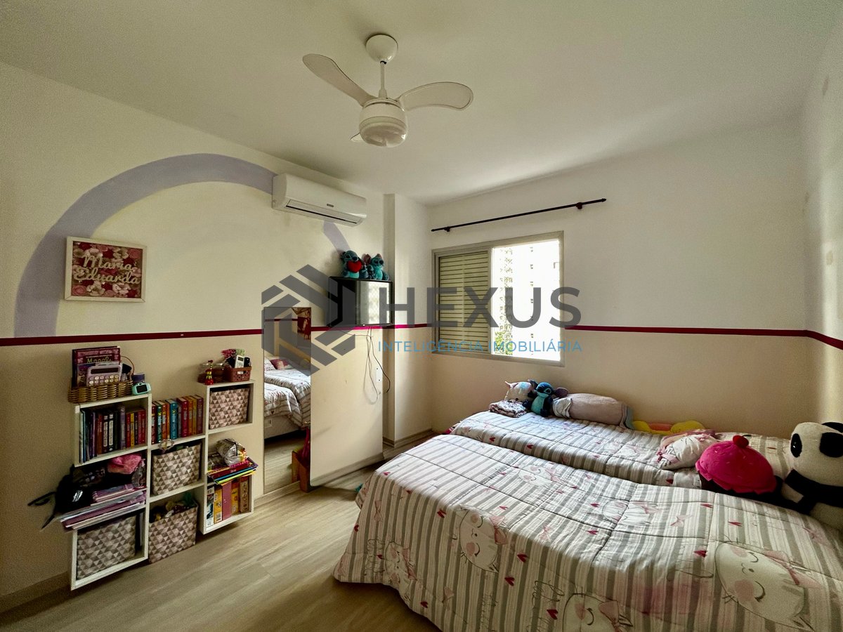 Foto 13 de Apartamento com varanda e lazer nas Pitangueiras, Guarujá