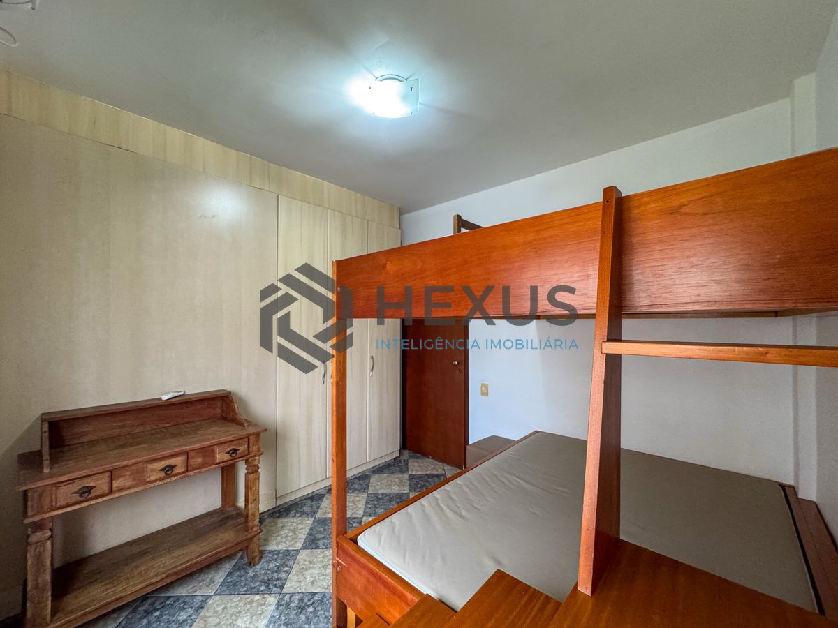 Foto 13 de Apartamento na quadra mar da Praia das Pitangueiras, Guarujá