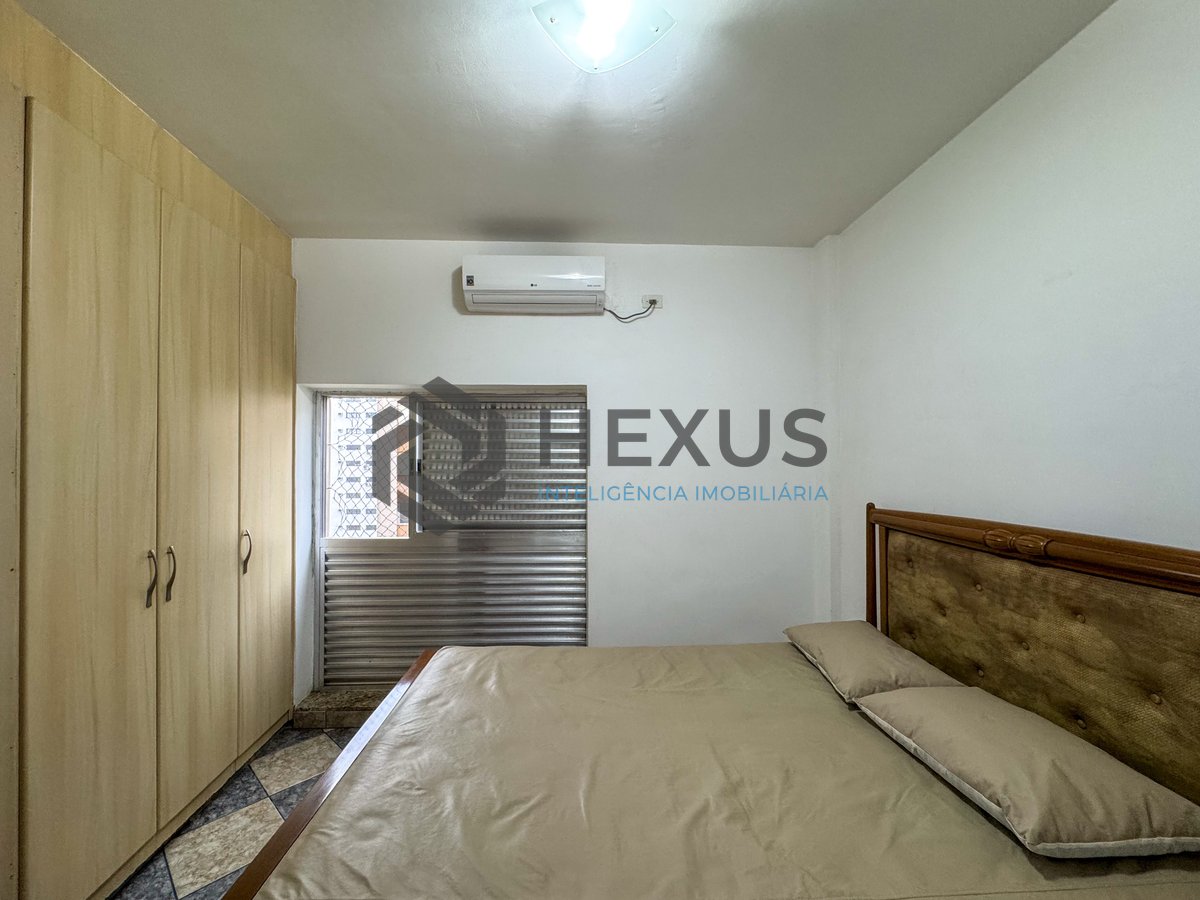 Foto 6 de Apartamento na quadra mar da Praia das Pitangueiras, Guarujá