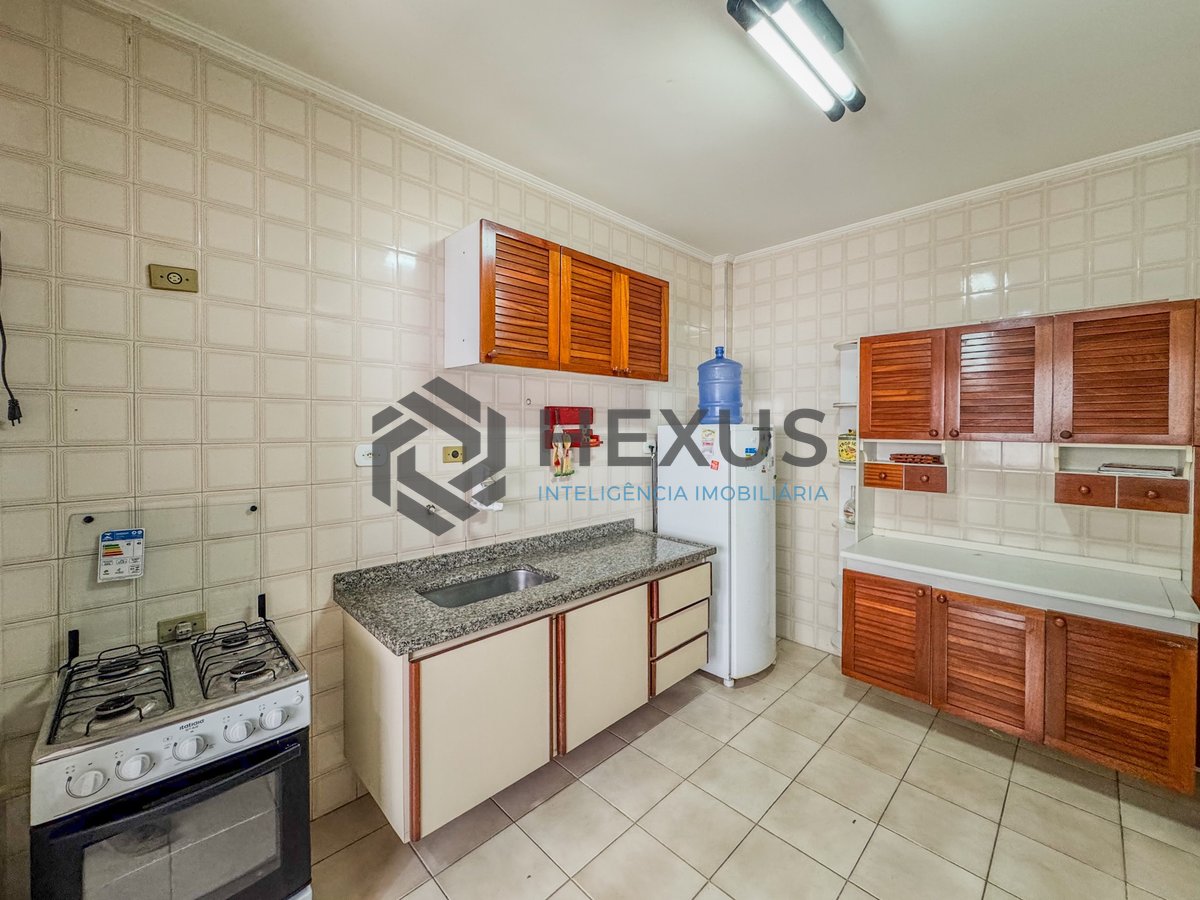 Foto 18 de Apartamento com varanda na região do Jardim Las Palmas da Praia das Astúrias, Guarujá