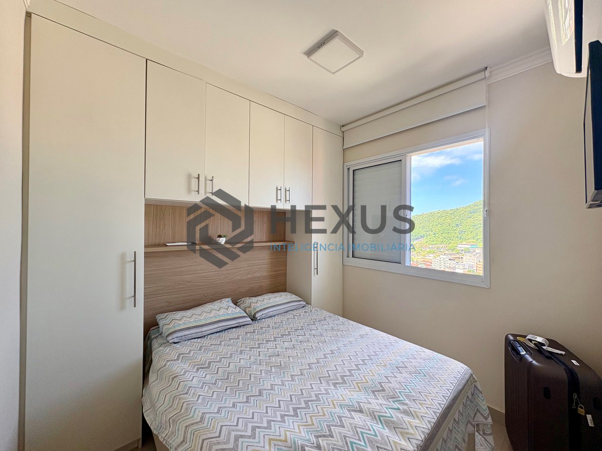 Foto 17 de Apartamento com varanda gourmet vista mar e lazer na Enseada, Guarujá
