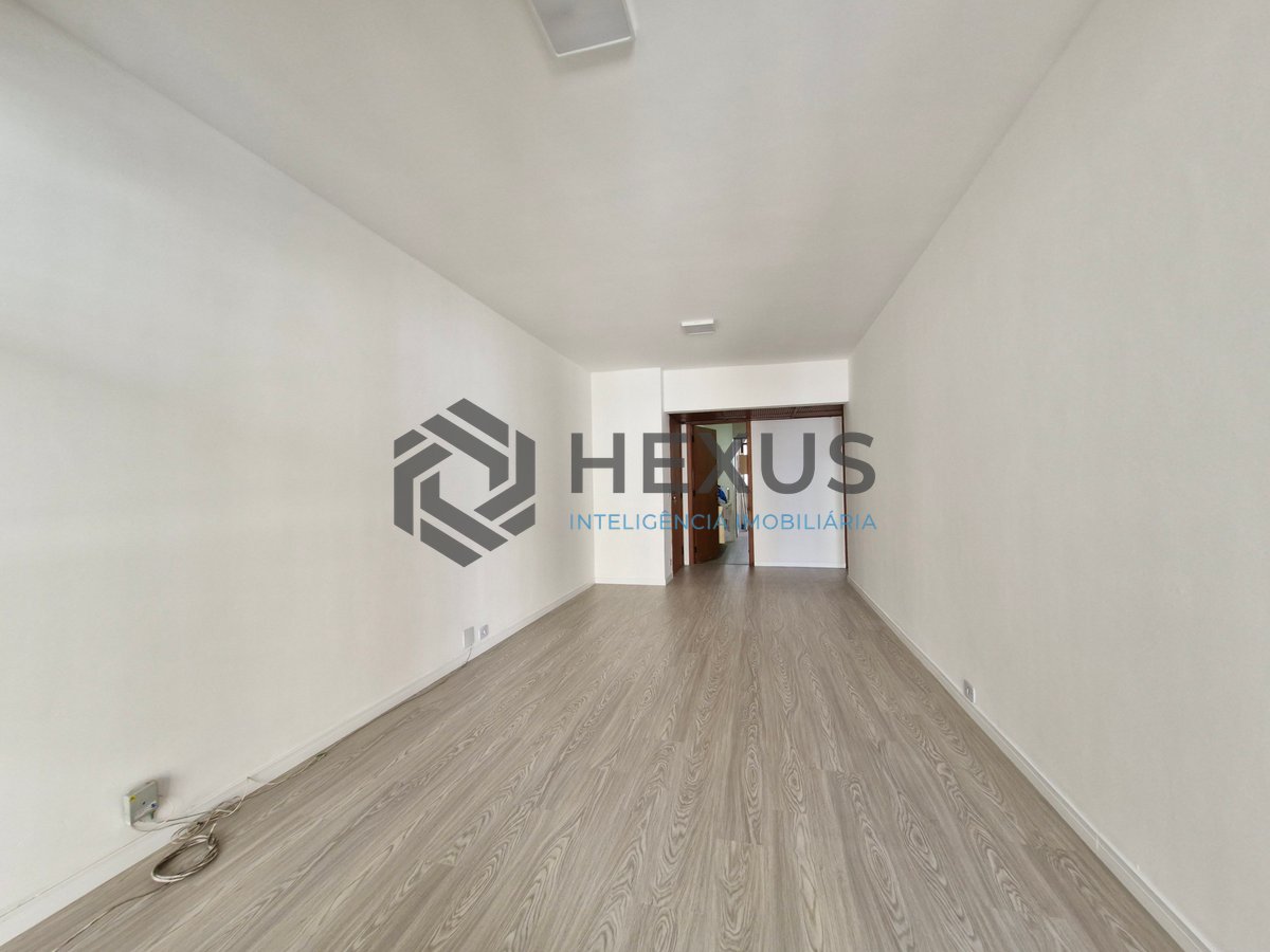 Foto 5 de Apartamento com varanda na Praia das Pitnangueiras, Guaruja