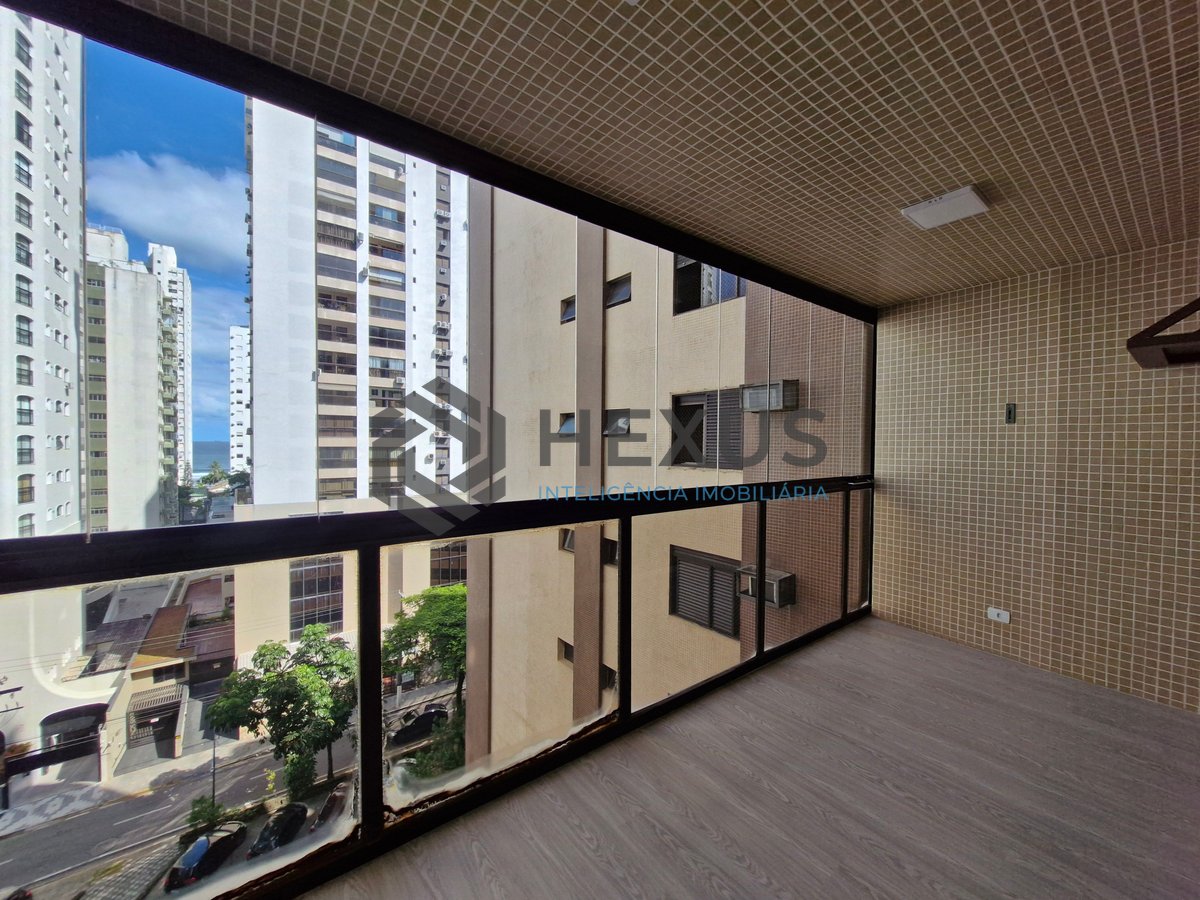 Foto 7 de Apartamento com varanda na Praia das Pitnangueiras, Guaruja
