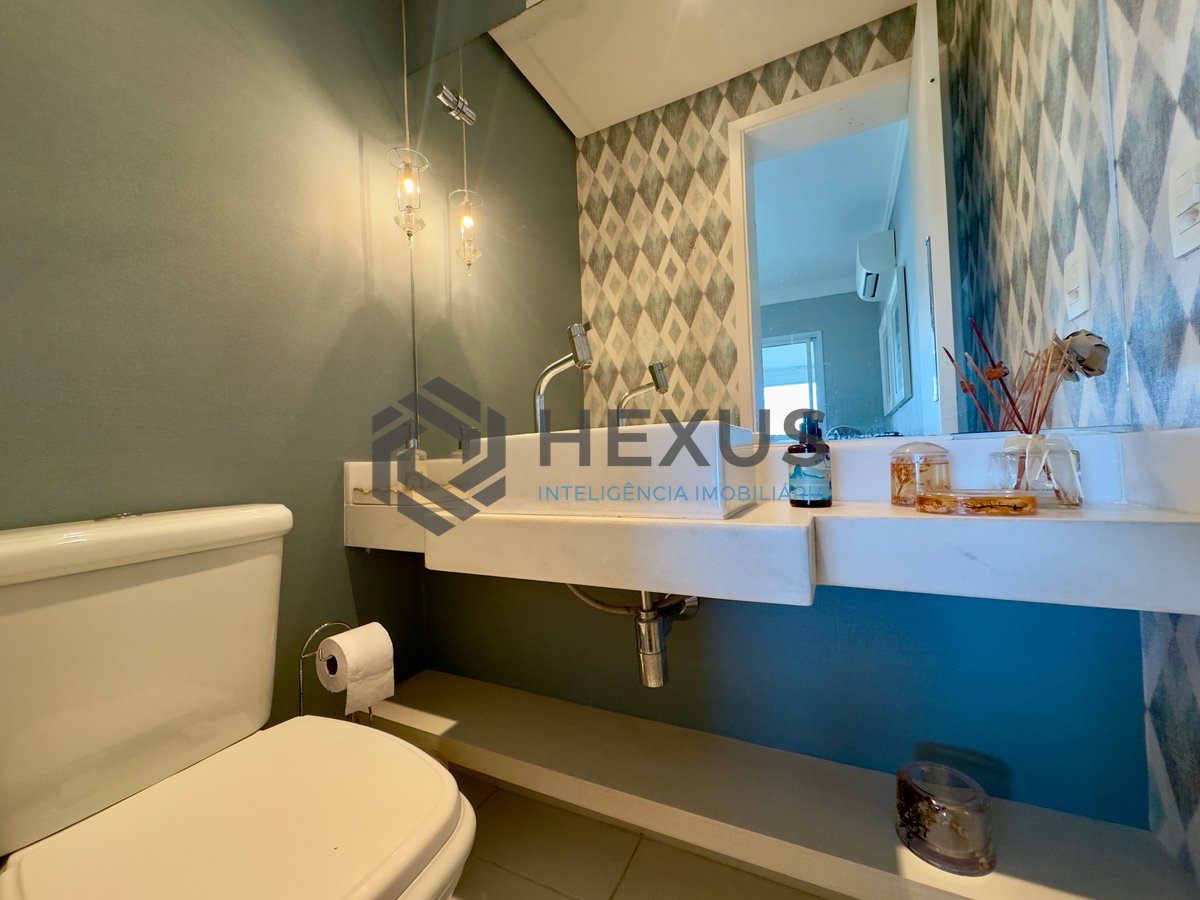 Foto 13 de Apartamento reformado com varanda gourmet e lazer nas Astúrias, Guarujá