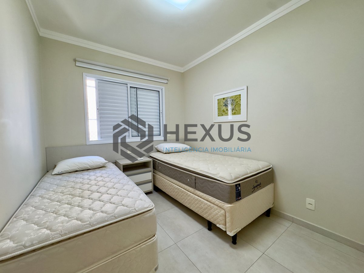 Foto 18 de Apartamento reformado com varanda gourmet e lazer nas Astúrias, Guarujá