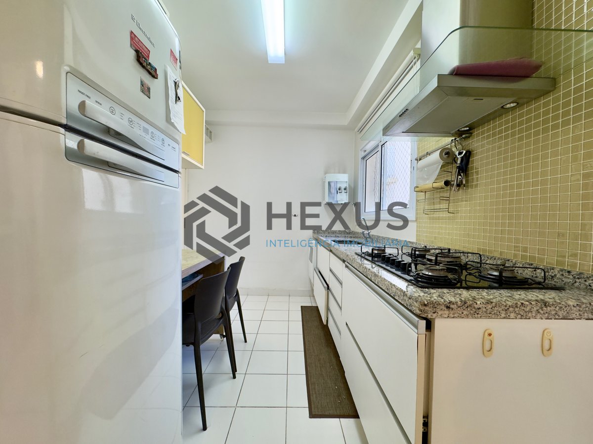 Foto 30 de Apartamento reformado com varanda gourmet e lazer nas Astúrias, Guarujá