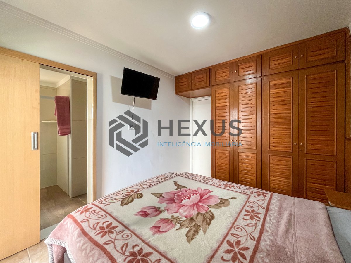 Foto 9 de Apartamento com varanda e lazer na Praia das Pitangueiras, Guaruja