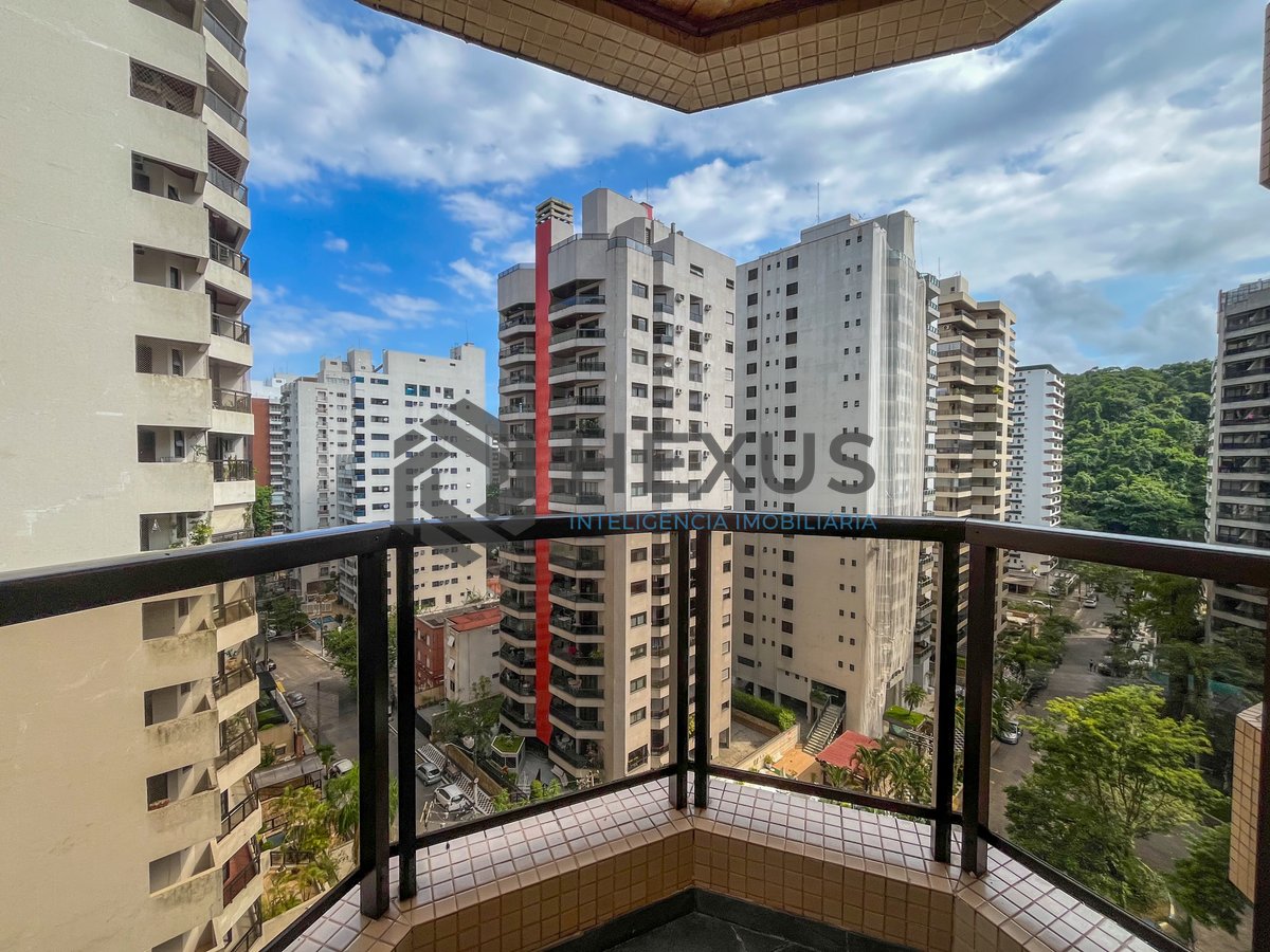 Foto 13 de Apartamento com varanda e lazer na Praia das Pitangueiras, Guarujá