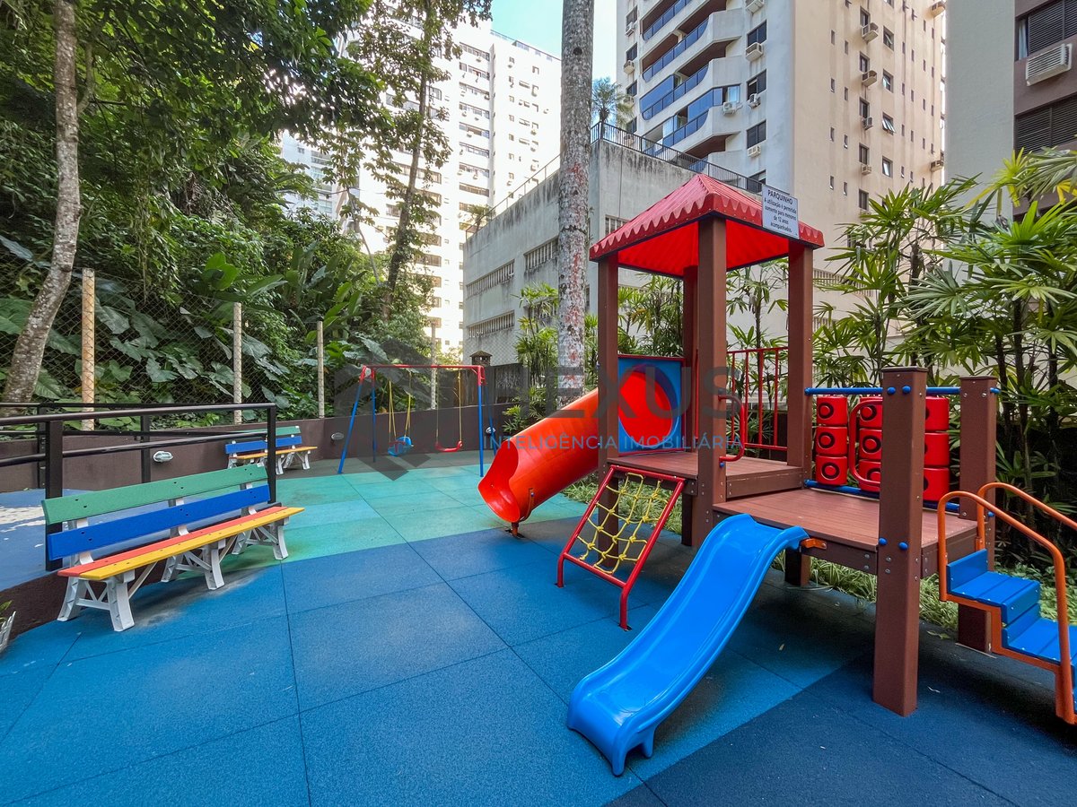 Foto 31 de Apartamento com varanda e lazer na Praia das Pitangueiras, Guarujá