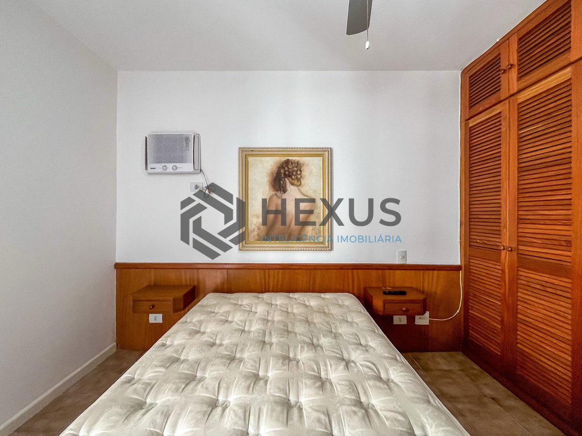 Foto 10 de Apartamento com varanda e lazer na Praia das Pitangueiras, Guarujá