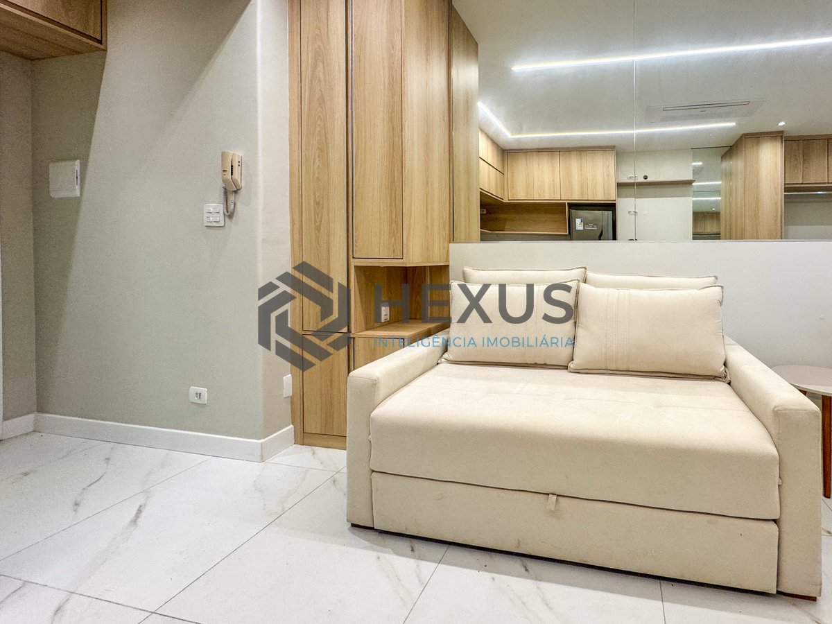 Foto 10 de Apartamento reformado e mobiliado a uma quadra da praia nas Pitangueiras, Guarujá