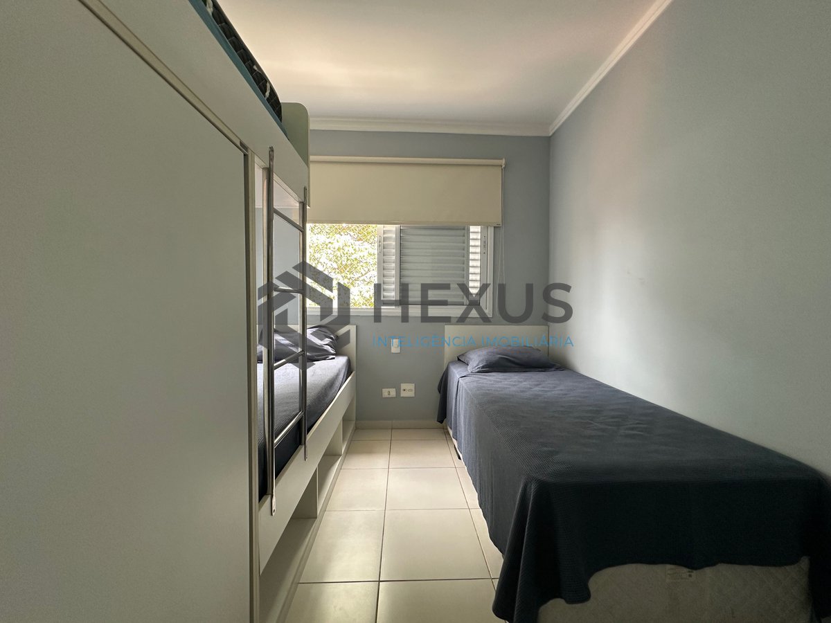 Foto 21 de Apartamento com varanda gourmet reformado e lazer na região do Tortugas da Praia da Enseada, Guarujá