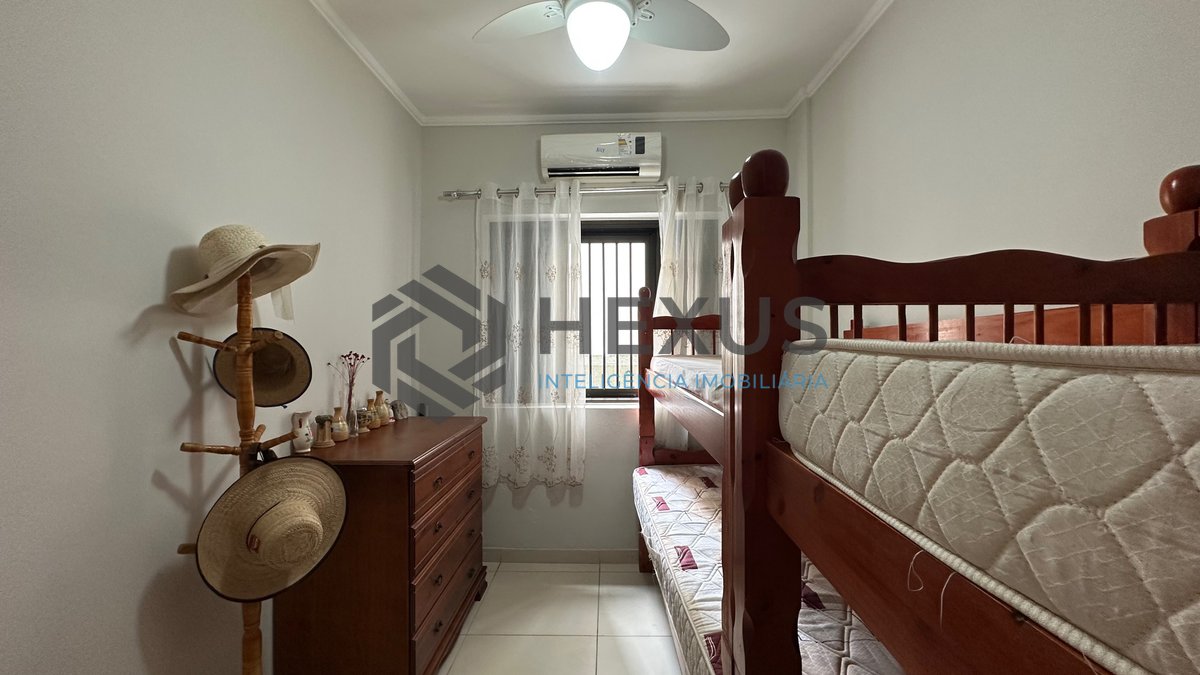 Foto 12 de Apartamento com lazer a 600m da praia na Enseada, Guarujá