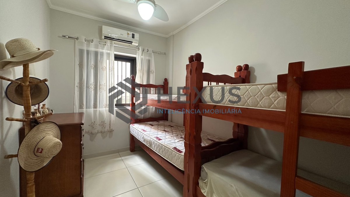 Foto 10 de Apartamento com lazer a 600m da praia na Enseada, Guarujá