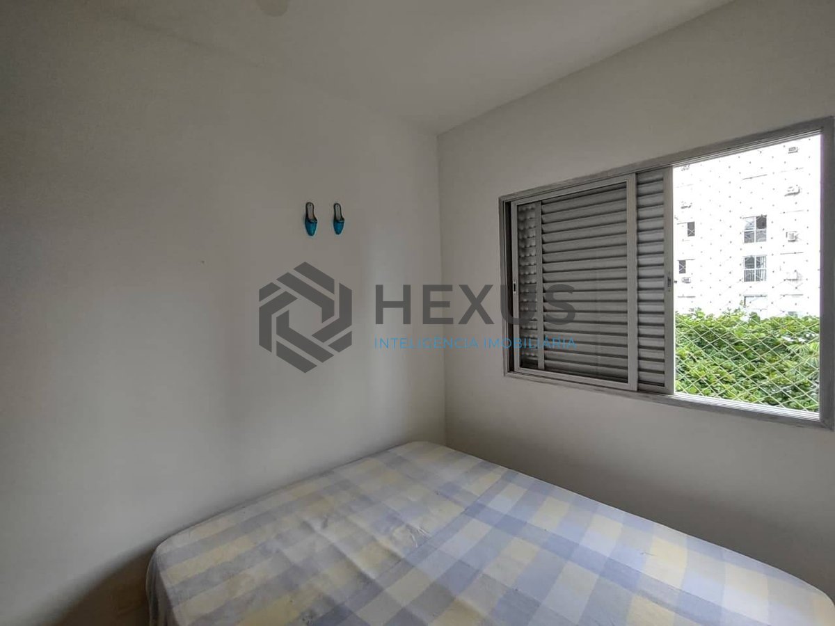 Foto 9 de Apartamento com varanda na Praia da Enseada, Guarujá