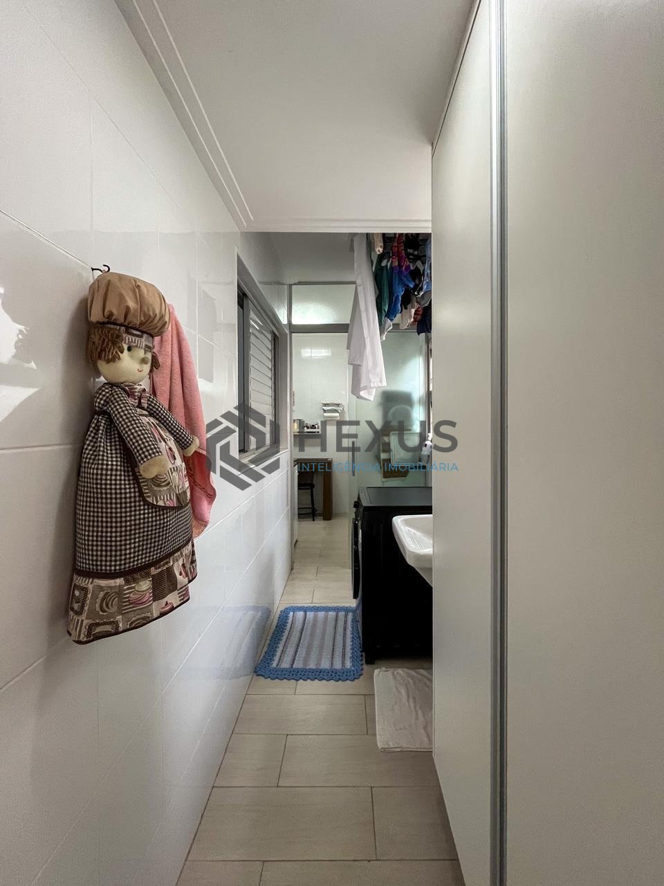 Foto 16 de Apartamento com varanda varanda e lazer na beira mar das Pitangueiras, Guarujá