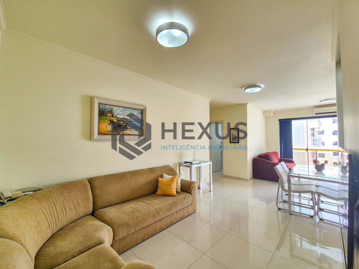 Foto 14 de Apartamento reformado com varanda e lazer nas Pitangueiras, Guarujá