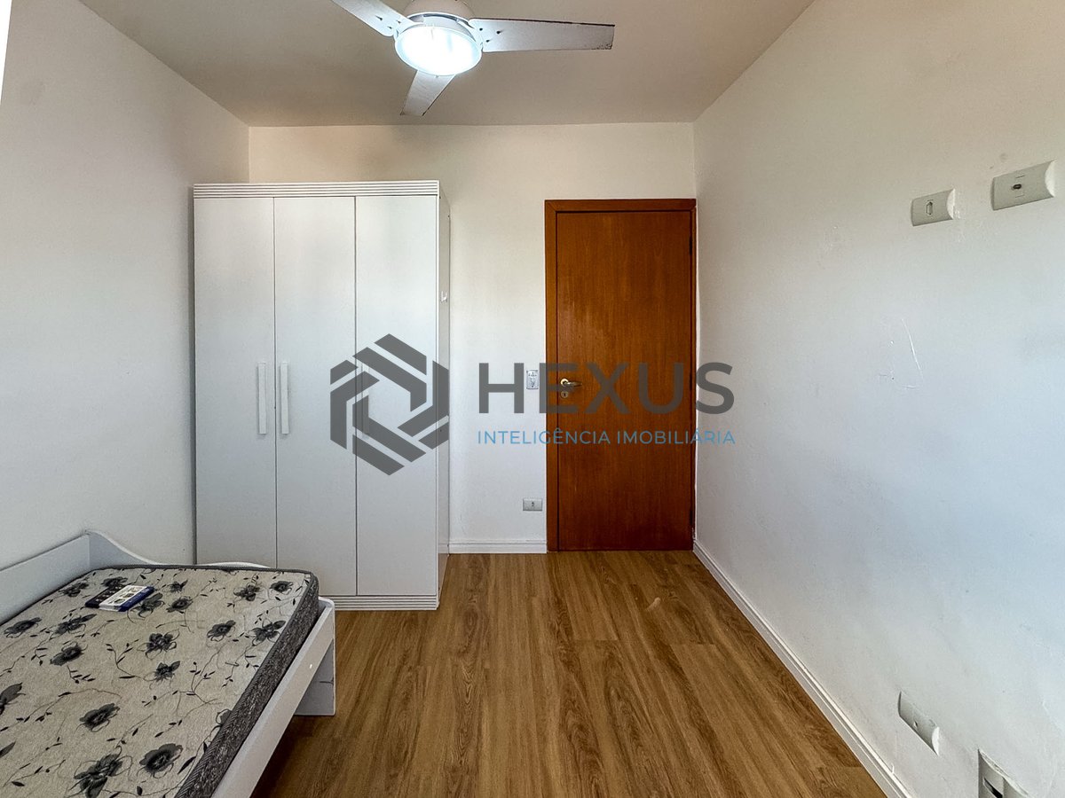 Foto 12 de Apartamento reformado com varanda vista mar e lazer a 250m da praia no Tombo, Guarujá