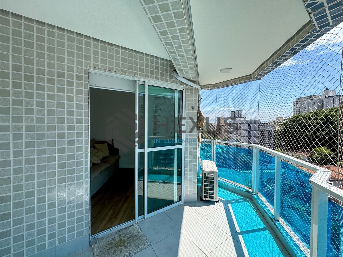 Foto 10 de Apartamento reformado com varanda vista mar e lazer a 250m da praia no Tombo, Guarujá