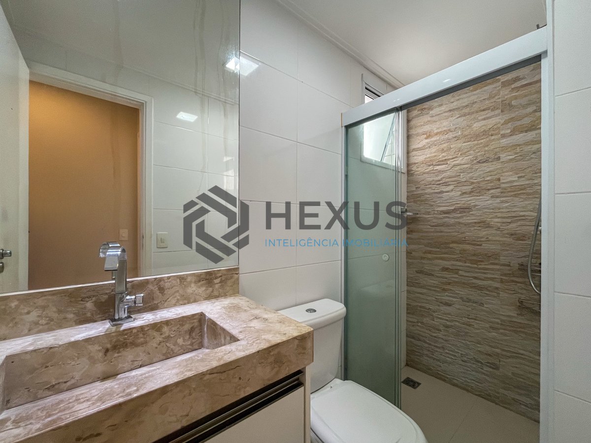Foto 19 de Apartamento com varanda e lazer na beira mar da Praia das Astúrias, Guarujá