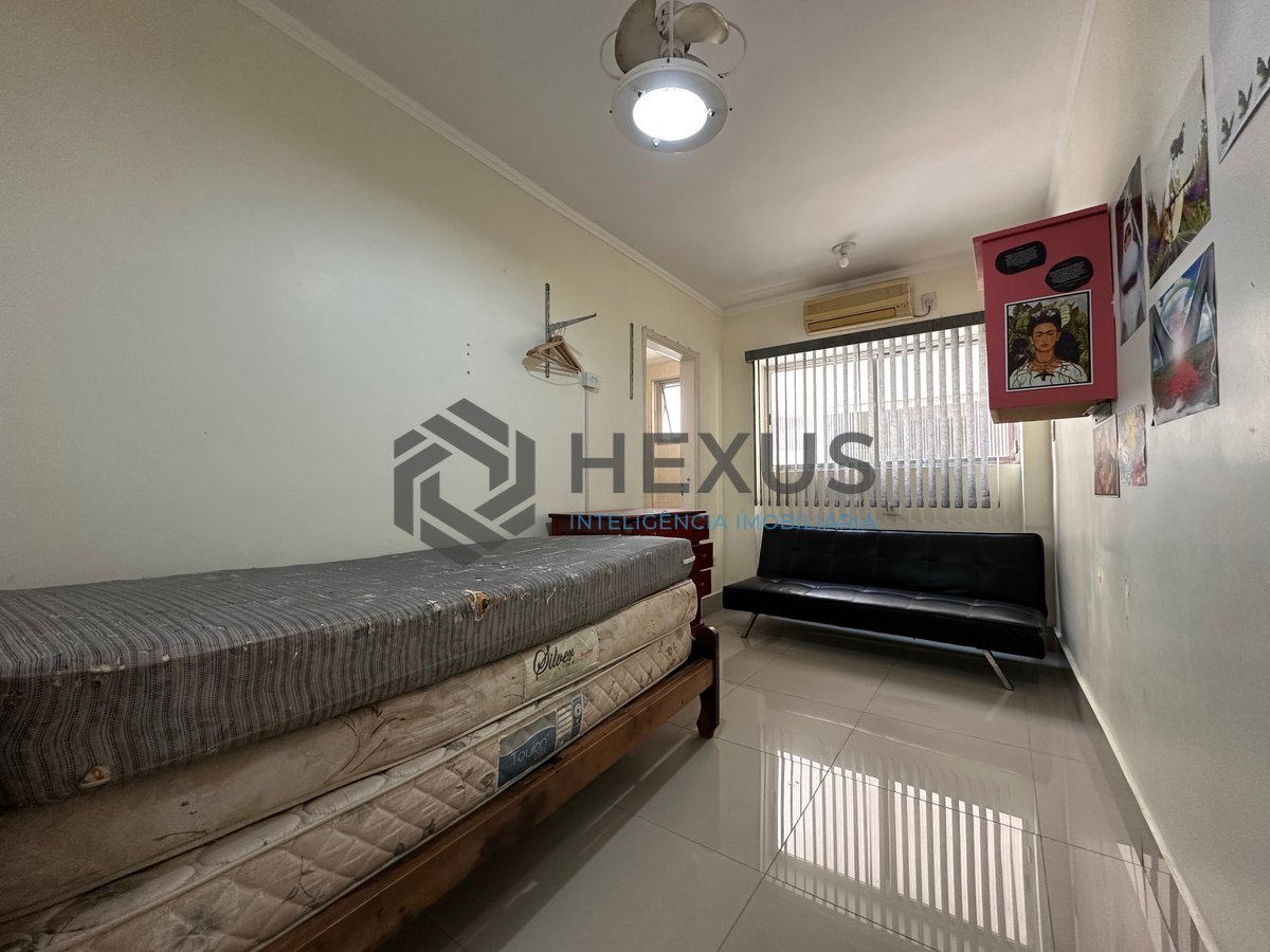 Foto 11 de Apartamento com varanda e lazer na Praia das Astúrias, Guarujá