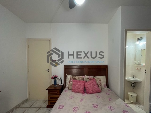 Foto 13 de Apartamento com baixo custo a duas quadras da Praia das Pitangueiras, Guarujá