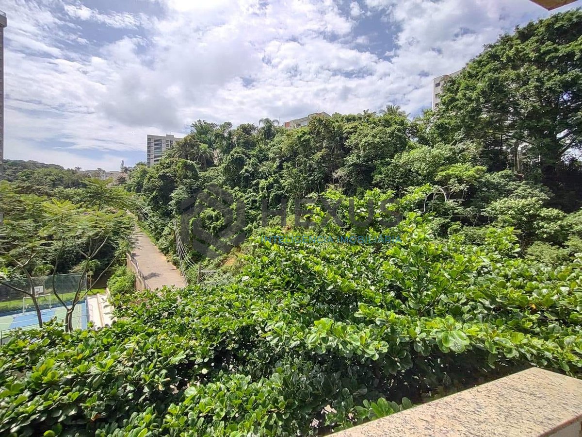 Foto 7 de Apartamento com varanda e lazer na Praia da Enseada, Guarujá