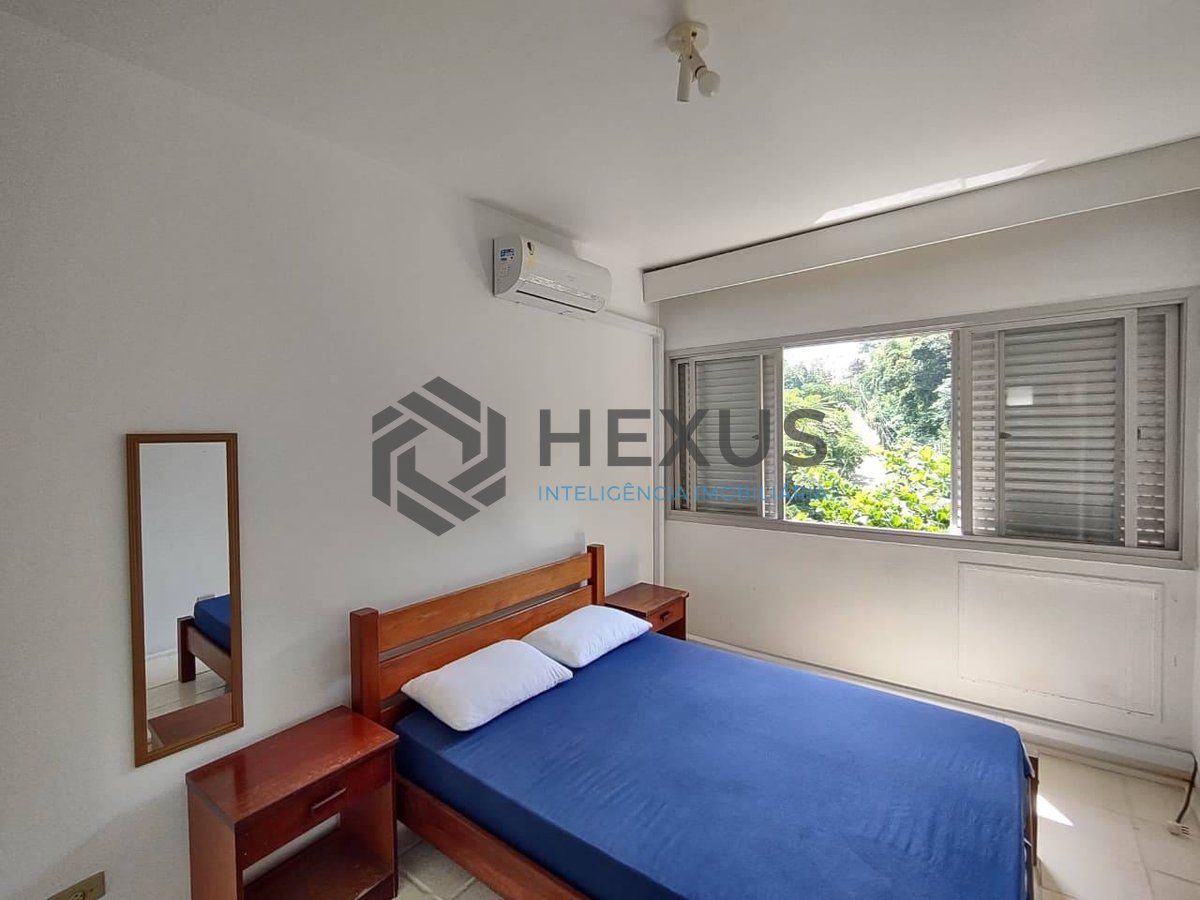 Foto 9 de Apartamento com varanda e lazer na Praia da Enseada, Guarujá