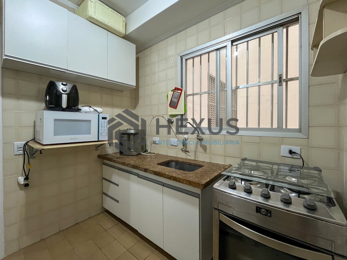 Foto 17 de Apartamento mobiliado com vista livre a uma quadra da Praia das Pitangueiras, Guarujá