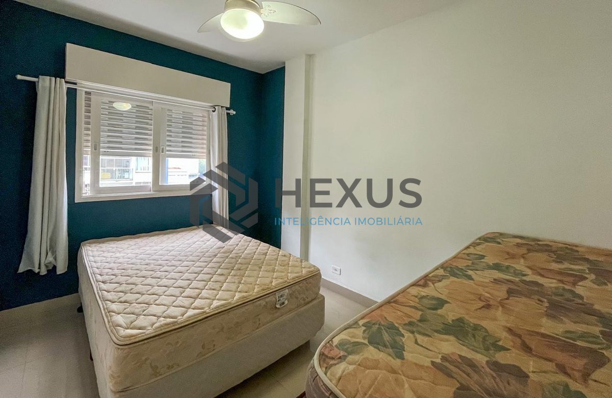 Foto 16 de Apartamento com varanda a 1 quadra da praia nas Pitangueiras, Guarujá
