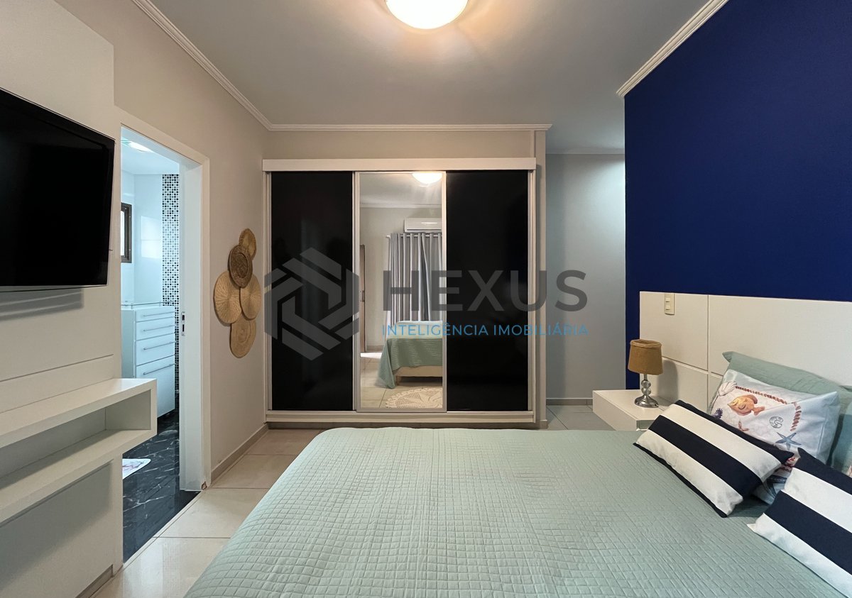Foto 29 de Apartamento reformado com varanda gourmet vista mar e lazer nas Pitangueiras, Guarujá