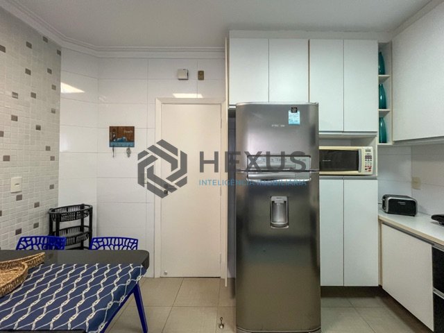 Foto 36 de Apartamento reformado com varanda gourmet vista mar e lazer nas Pitangueiras, Guarujá