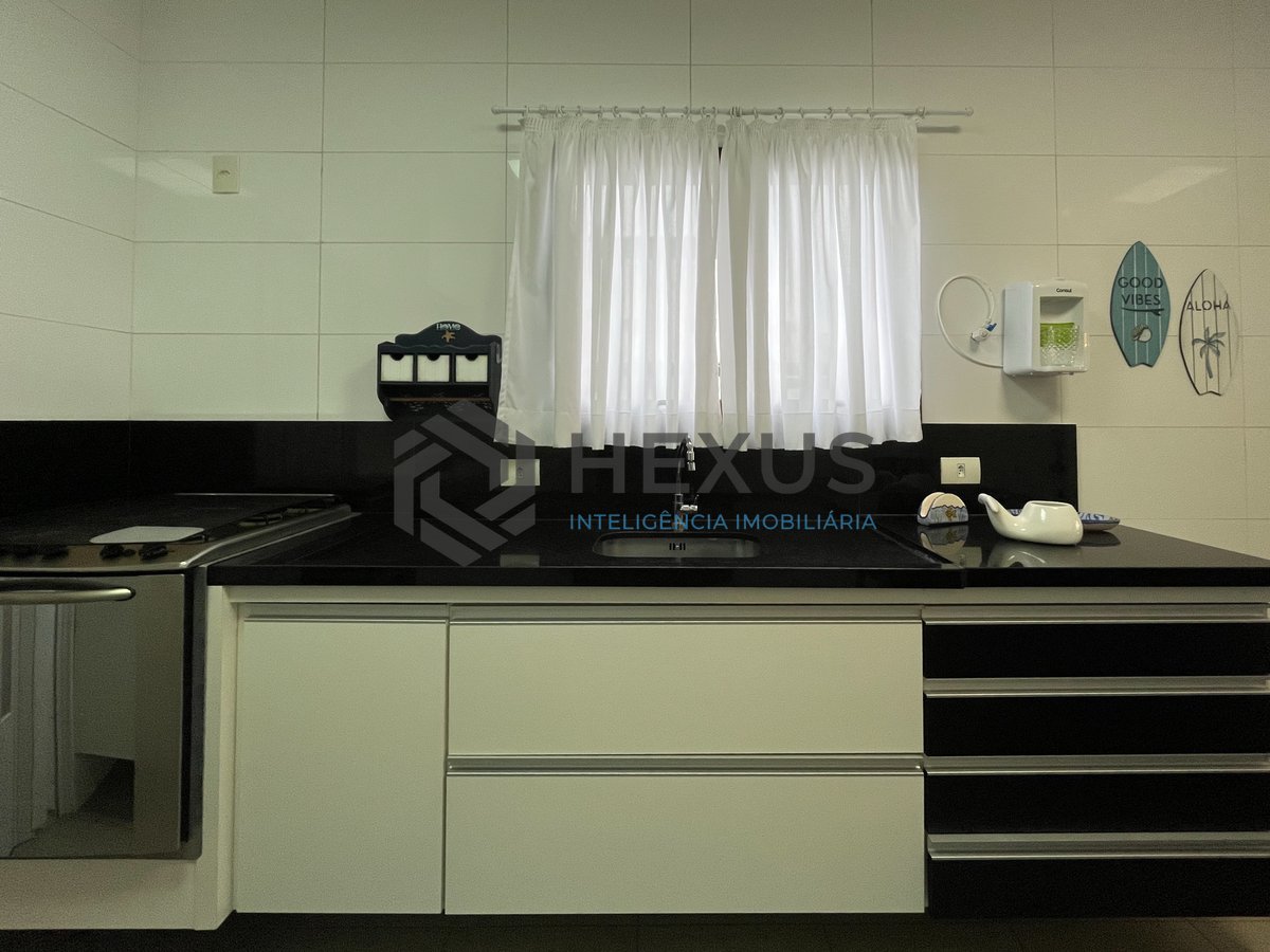 Foto 37 de Apartamento reformado com varanda gourmet vista mar e lazer nas Pitangueiras, Guarujá