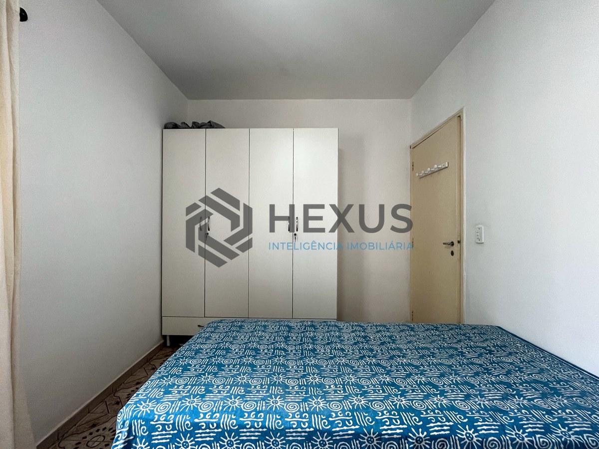 Foto 13 de Apartamento com varanda a uma quadra da Praia das Pitangueiras, Guarujá