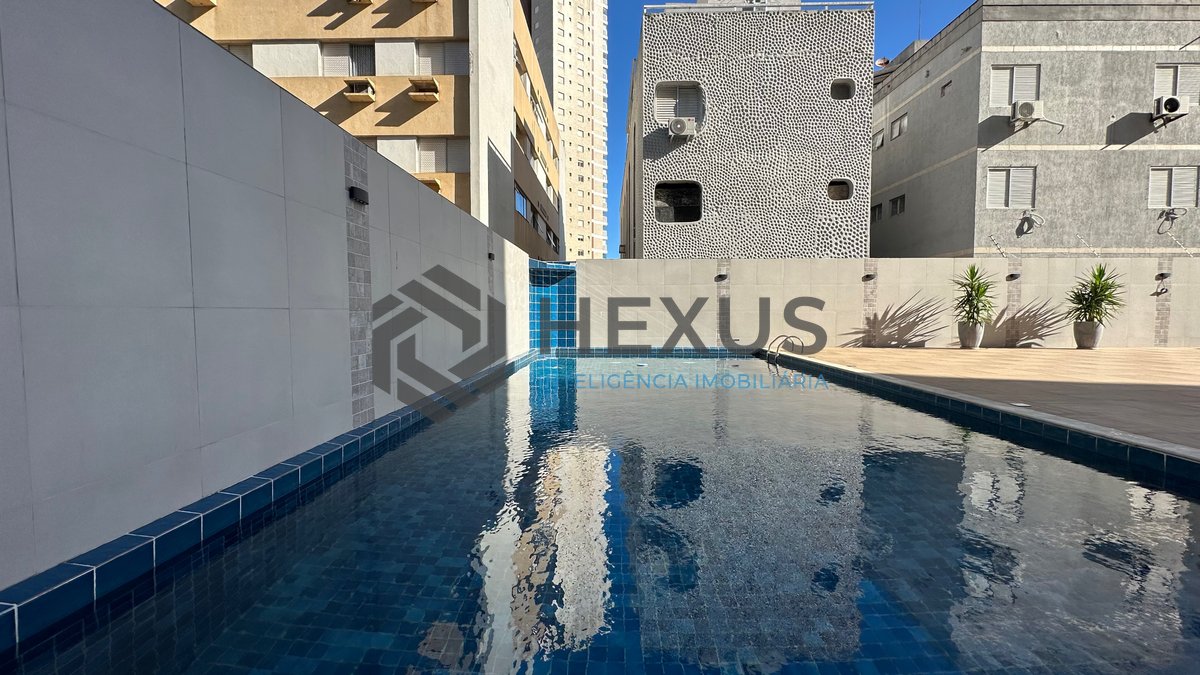 Foto 18 de Apartamento com sacada vista mar e lazer na Praia da Enseada, Guarujá