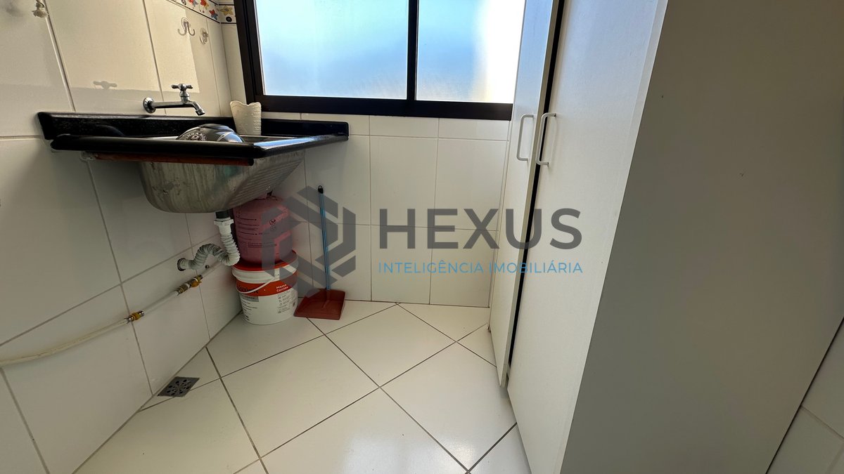 Foto 7 de Apartamento com sacada vista mar e lazer na Praia da Enseada, Guarujá