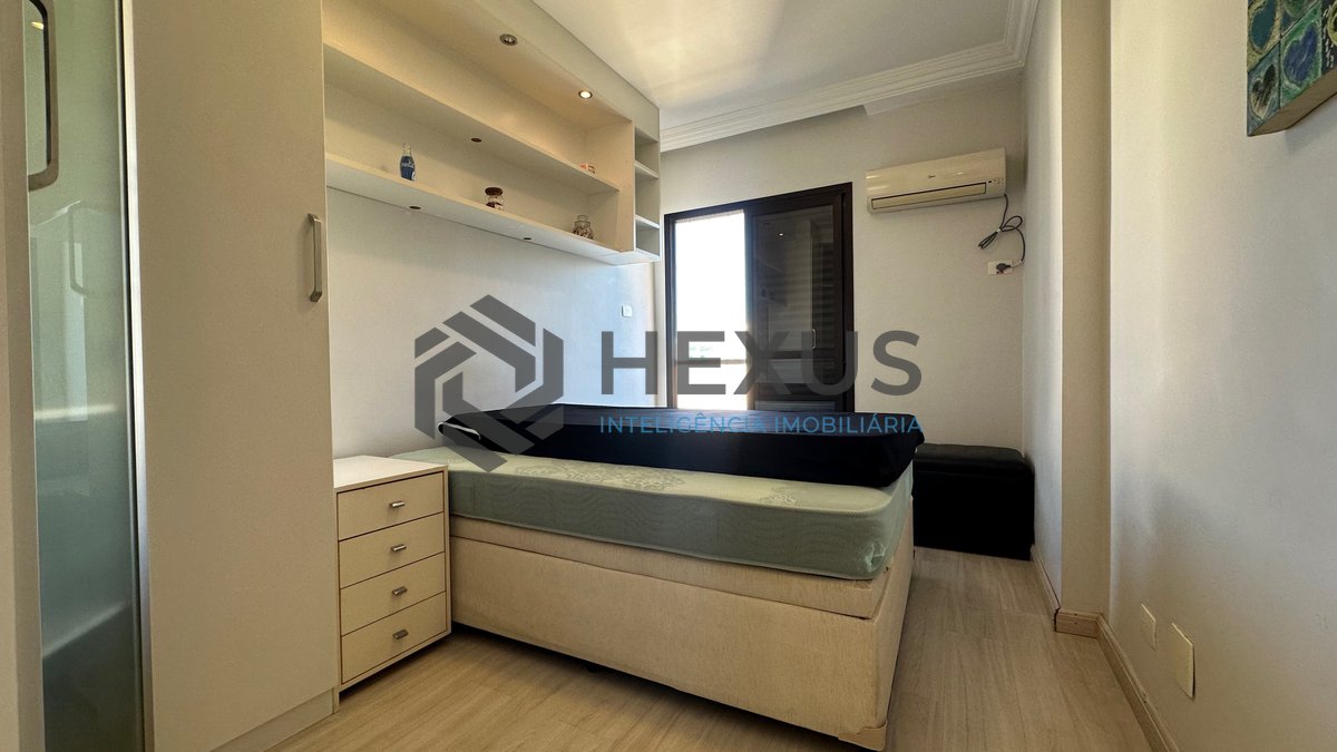 Foto 10 de Apartamento com sacada vista mar e lazer na Praia da Enseada, Guarujá