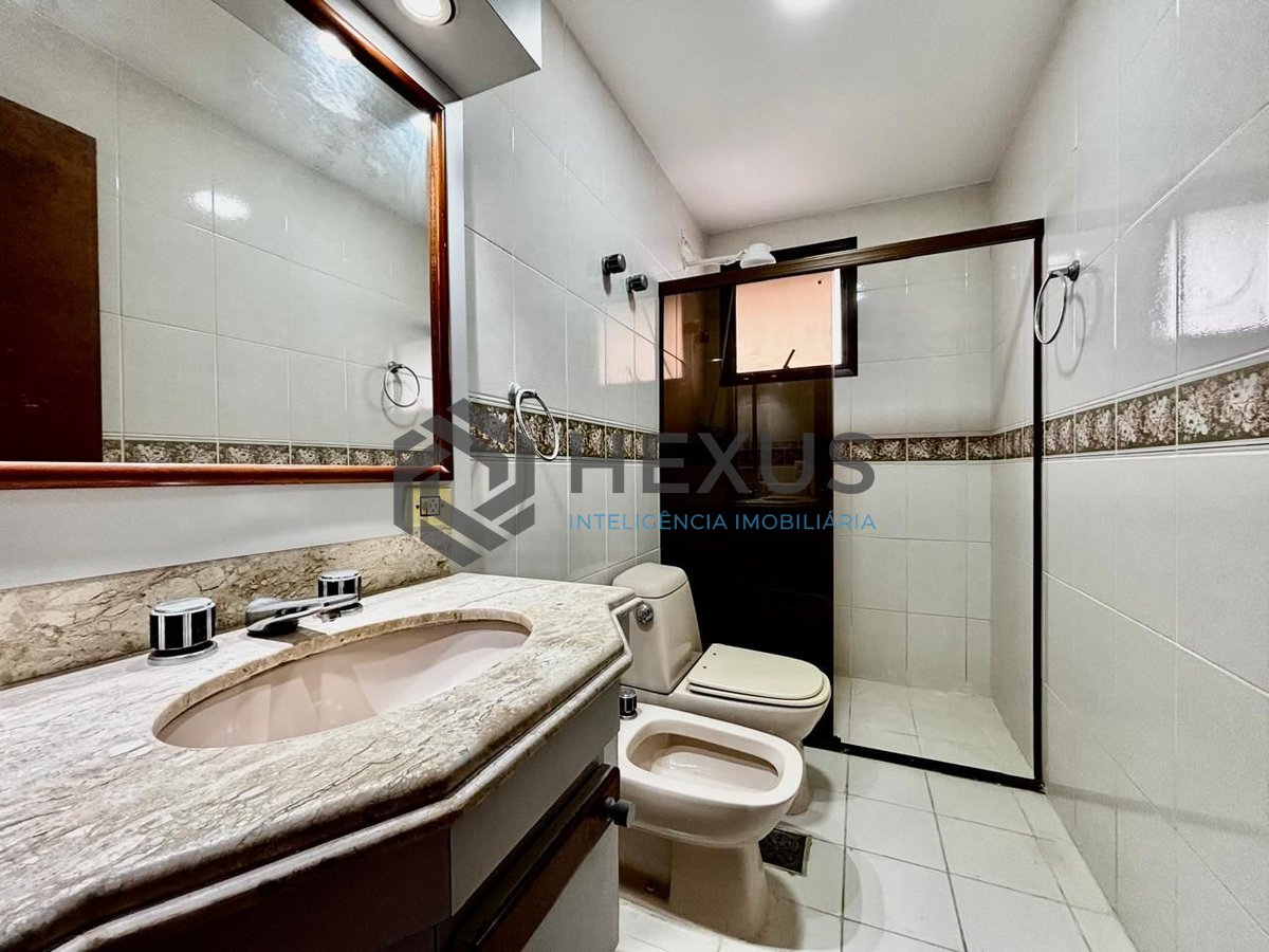 Foto 19 de Apartamento com varanda vista mar e lazer a 1 quadra da praia no Jardim Astúrias, Guarujá