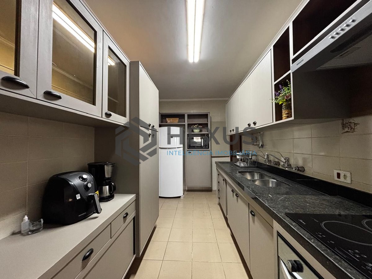 Foto 33 de Apartamento com varanda vista mar e lazer a 1 quadra da praia no Jardim Astúrias, Guarujá