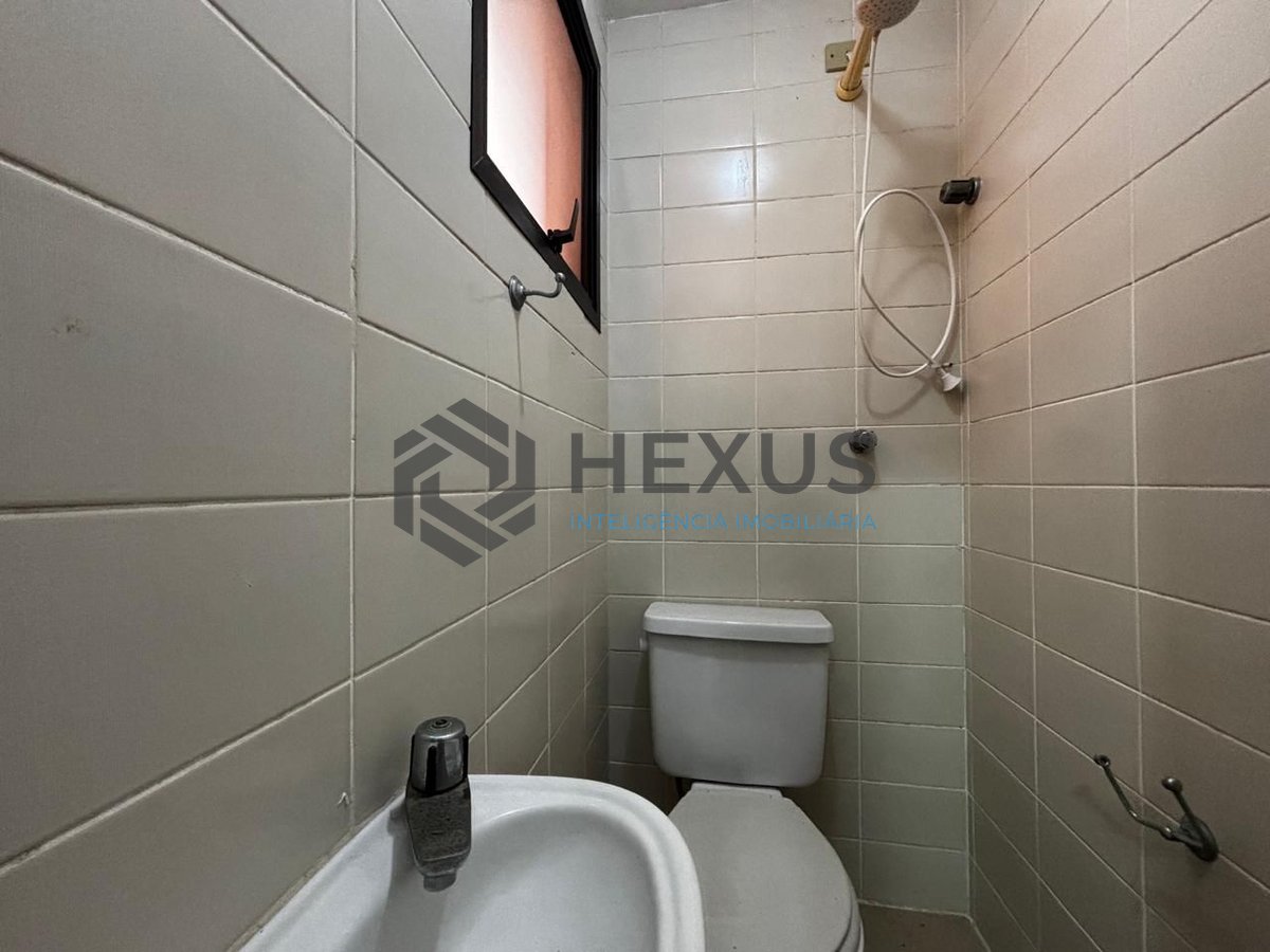 Foto 35 de Apartamento com varanda vista mar e lazer a 1 quadra da praia no Jardim Astúrias, Guarujá