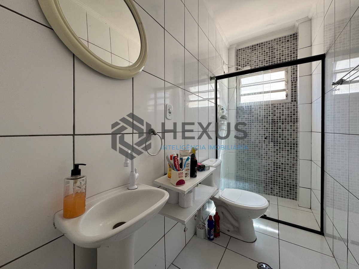 Foto 22 de Apartamento com varanda na Praia das Asturias, Guaruja