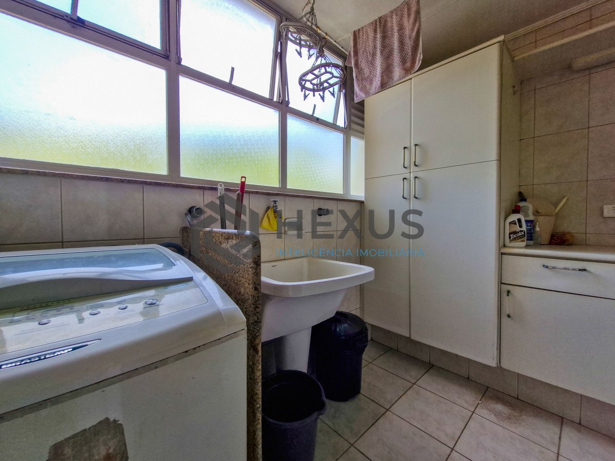 Foto 32 de Apartamento reformado frente mar com varanda vista mar e lazer no Jardim Astúrias, Guarujá