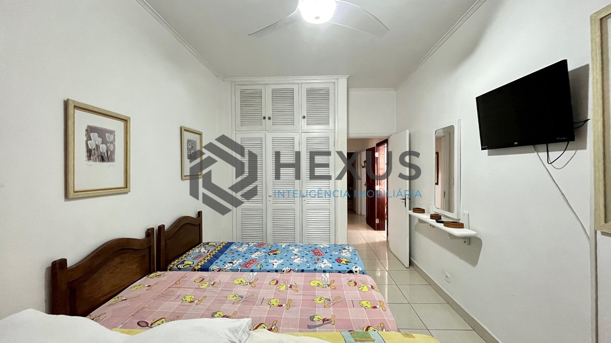 Foto 12 de Apartamento com varanda vista mar na beira mar da praia nas Pitangueiras, Guarujá